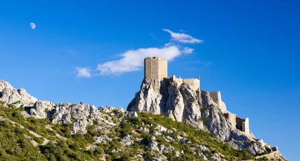 Zoom sur les Châteaux Cathares, entre découvertes culturelles et paysages éblouissants