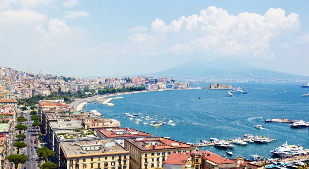 vacances naples en couple