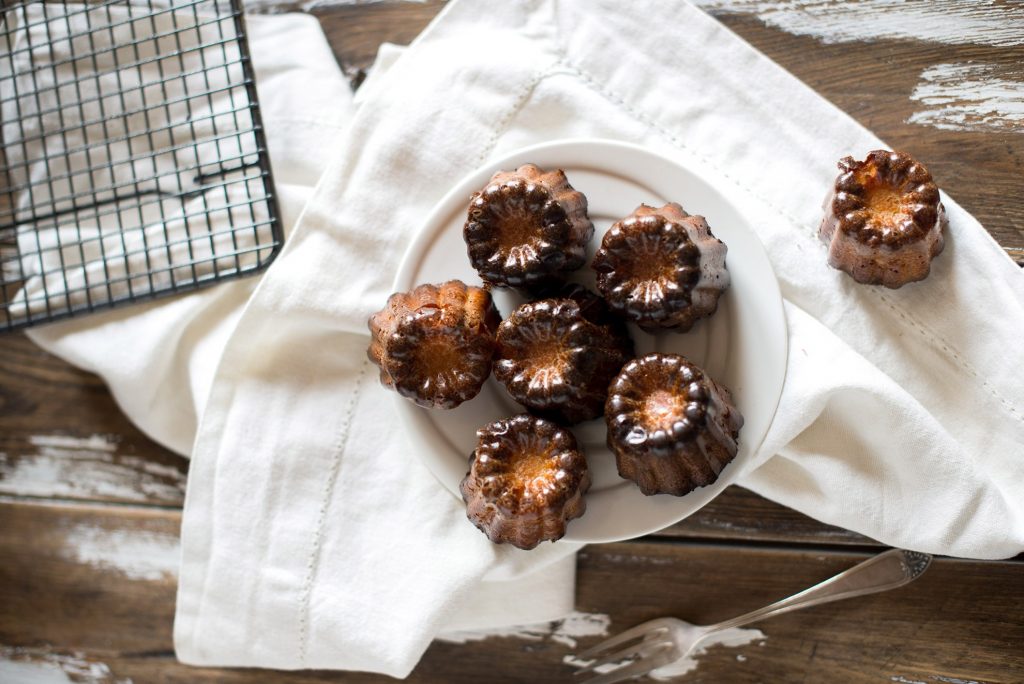 Cannelés de Bordeaux